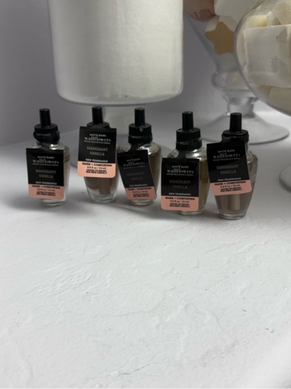 Bath & Body Works “Mahogany Vanilla”  5 Wallflower Refills NWT